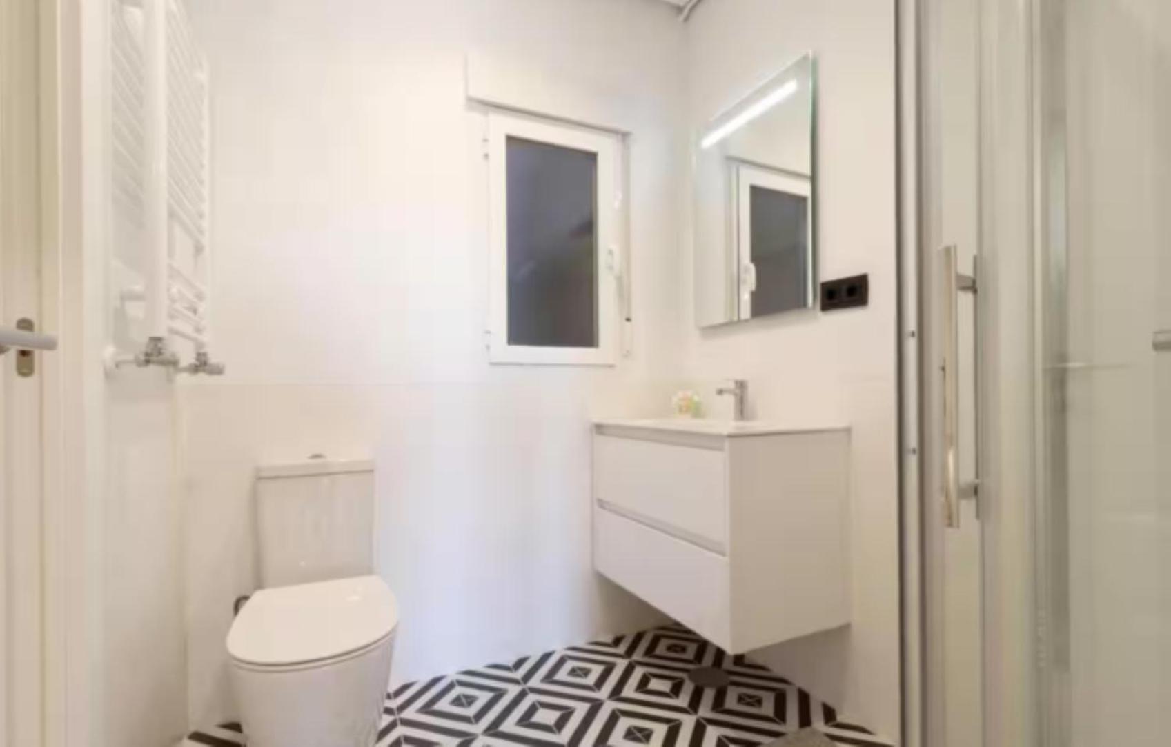 Diseno Moderno Y Confort En Puerta Del Angel Madrid Kültér fotó