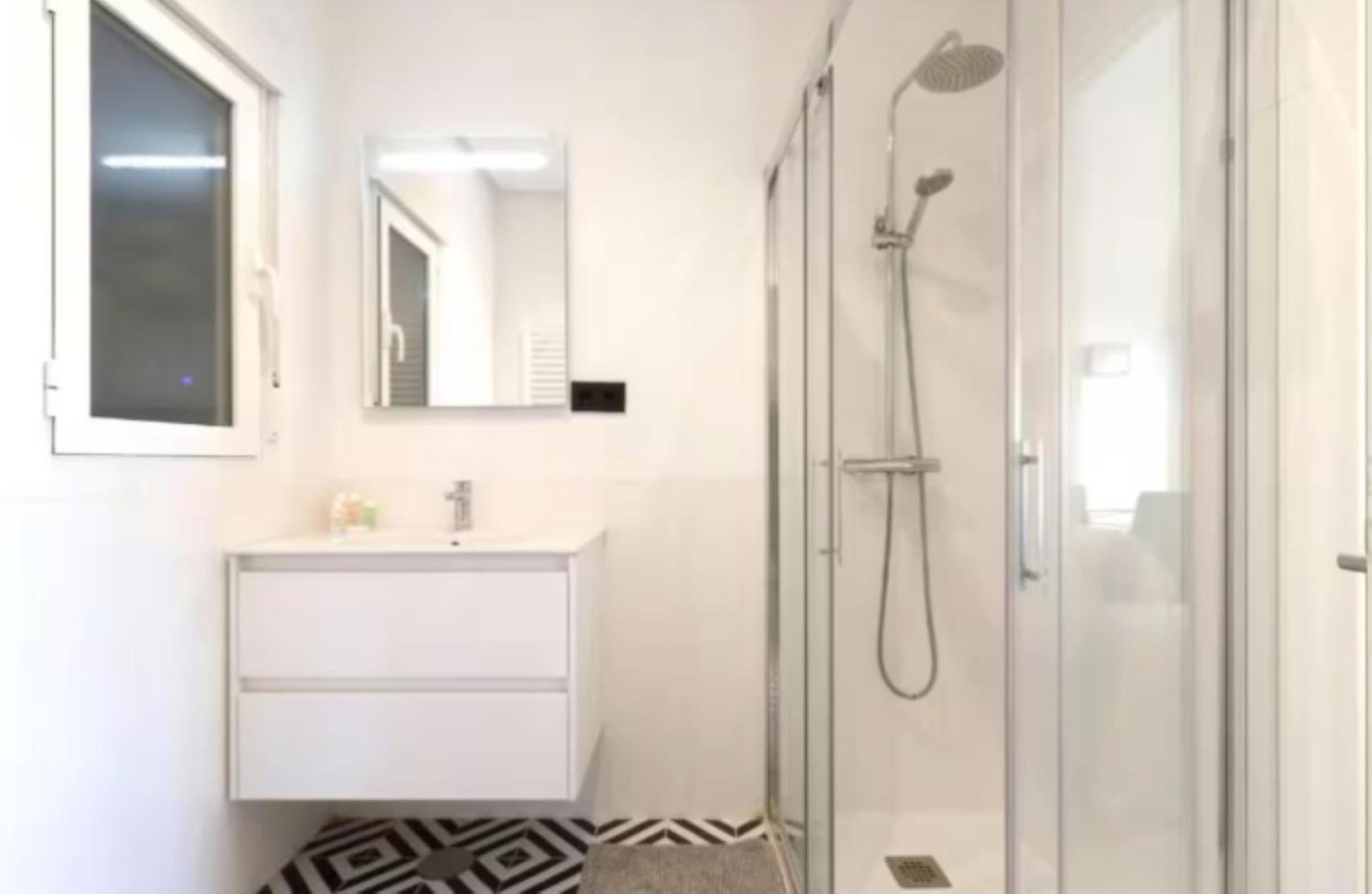 Diseno Moderno Y Confort En Puerta Del Angel Madrid Kültér fotó